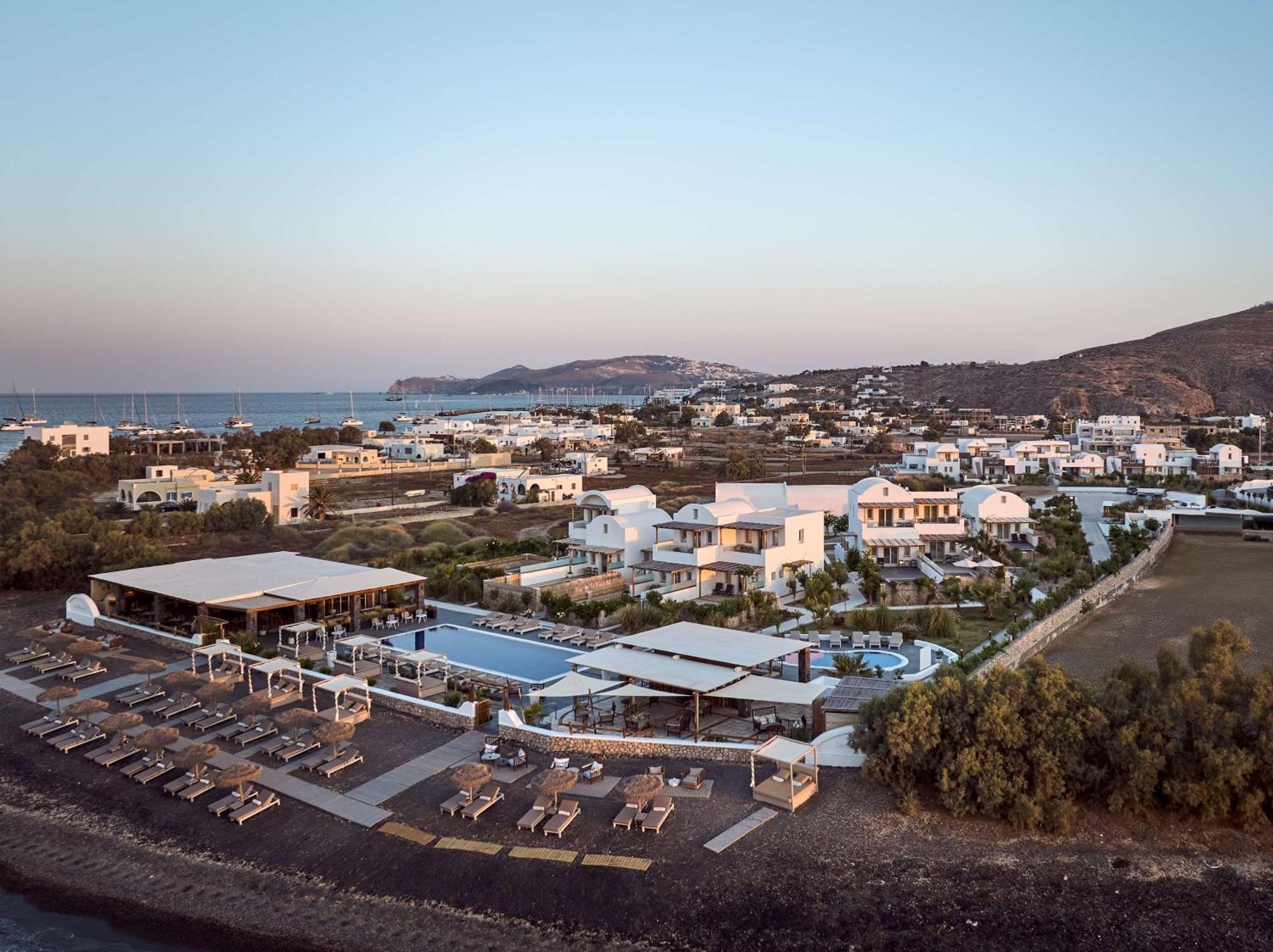 Sea Breeze Santorini Beach Resort, Curio By Hilton Agios Georgios  Eksteriør bilde